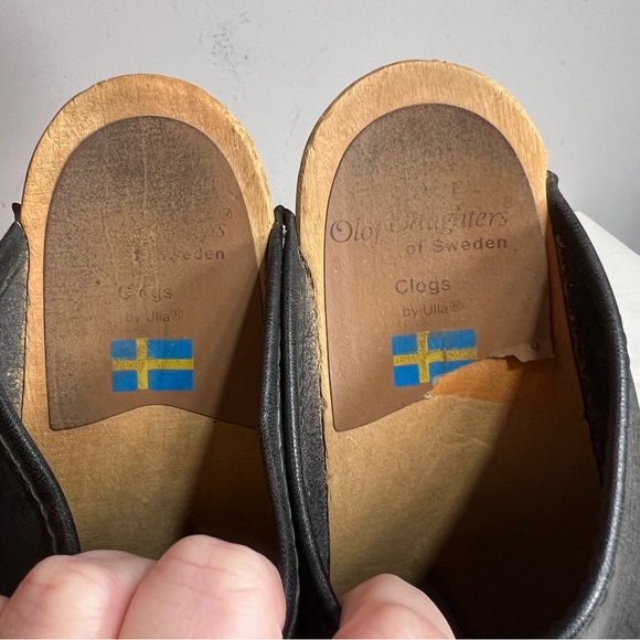 Olof Daughters of Sweden black leather wooden clogs size 37. - Picture 4 of 5